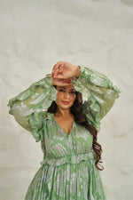 Load image into Gallery viewer, Reya Ruffled Lurex Dress