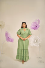 Load image into Gallery viewer, maxi dress, arden dress, cotton dress, holiday, plus size wear, plus size dresses, smoked