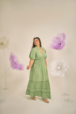 Load image into Gallery viewer, maxi dress, arden dress, cotton dress, holiday, plus size wear, plus size dresses, smoked