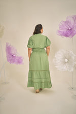 Load image into Gallery viewer, maxi dress, arden dress, cotton dress, holiday, plus size wear, plus size dresses, smoked
