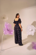 Load image into Gallery viewer, jetta top, party top, plus size top, black top, smocked top, lurex