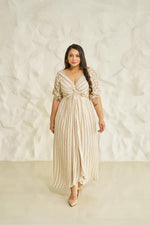 Load image into Gallery viewer, plus size clothing, curvy girl, plus size, plus size fashion, dresses, plus size dresses
