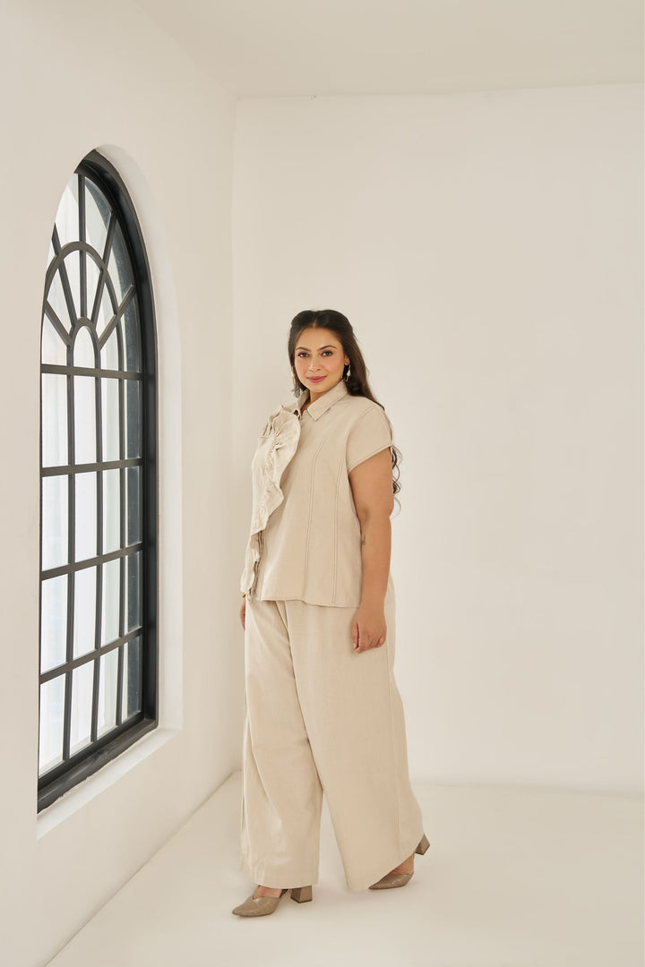 Jordan co-ord set with statement top made with breathable linen which is perfect for holiay. plus size clothing India